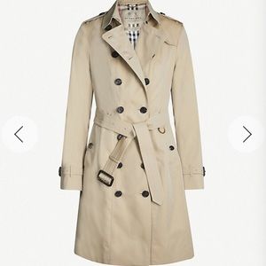 Gorgeous Burberry Coat Almost New